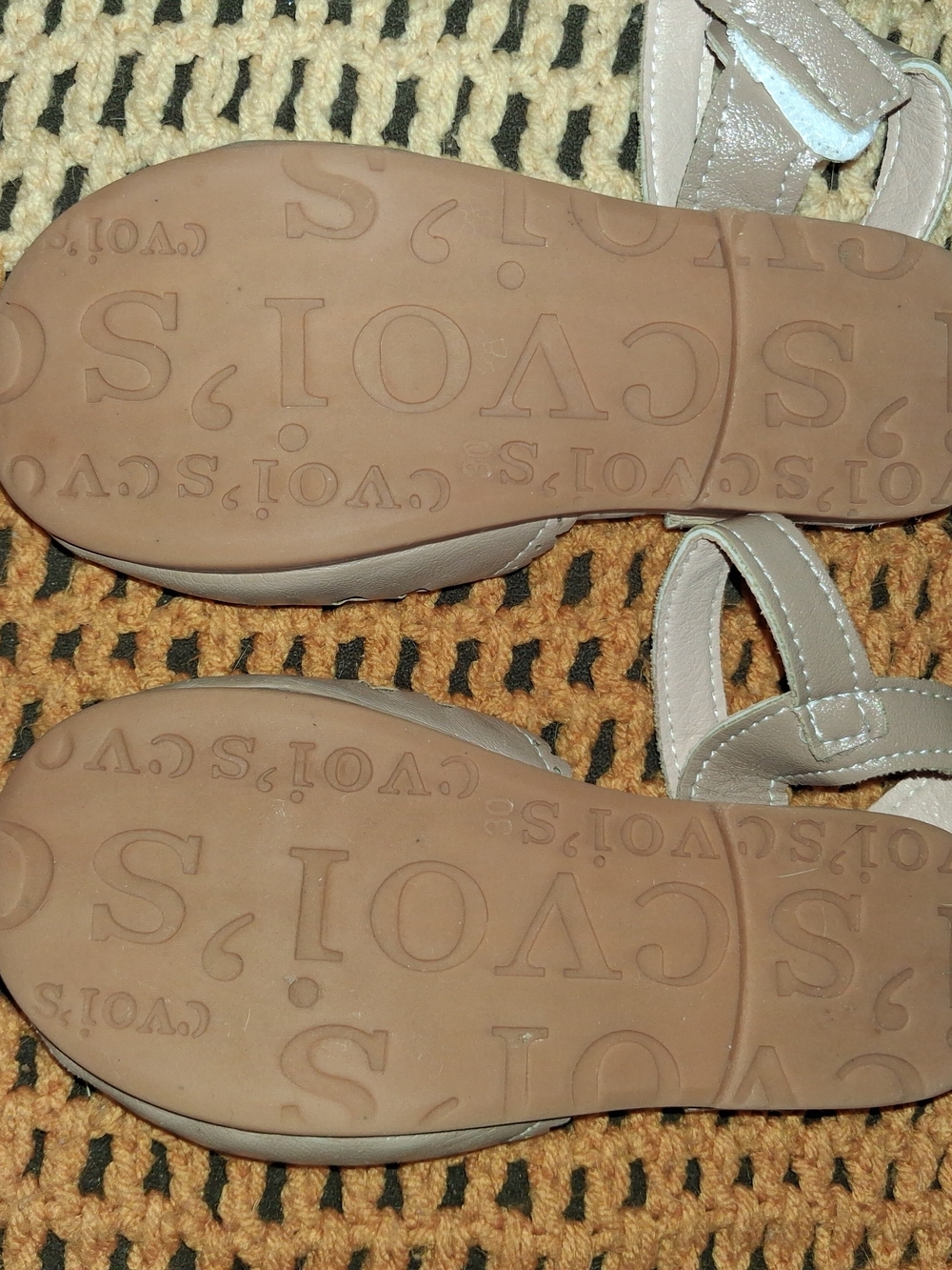 Sandals - Picture 4 of 5